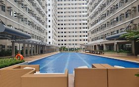 Homely @ Green 2 Residences Smdc Dlsumc